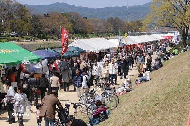 物産・啓発コーナー-2