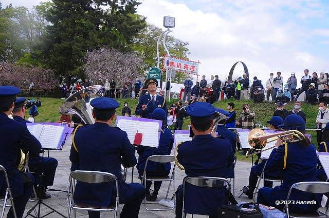 京都府警察音楽隊 カラーガード隊