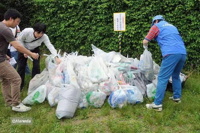 ごみ集積場-2